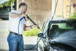 Sfaturi și trucuri pentru prevenirea formării ruginii pe mașină